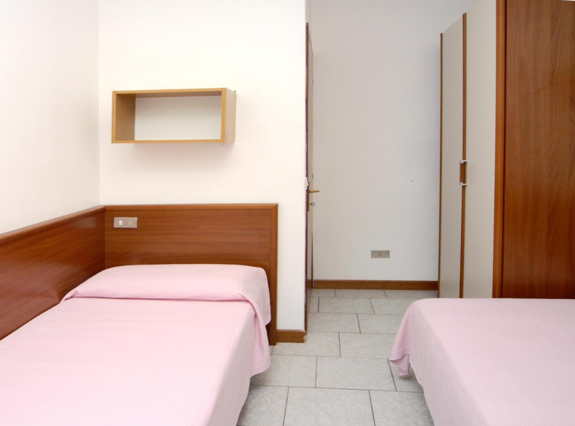 Elios Apartment Bibione Exterior photo